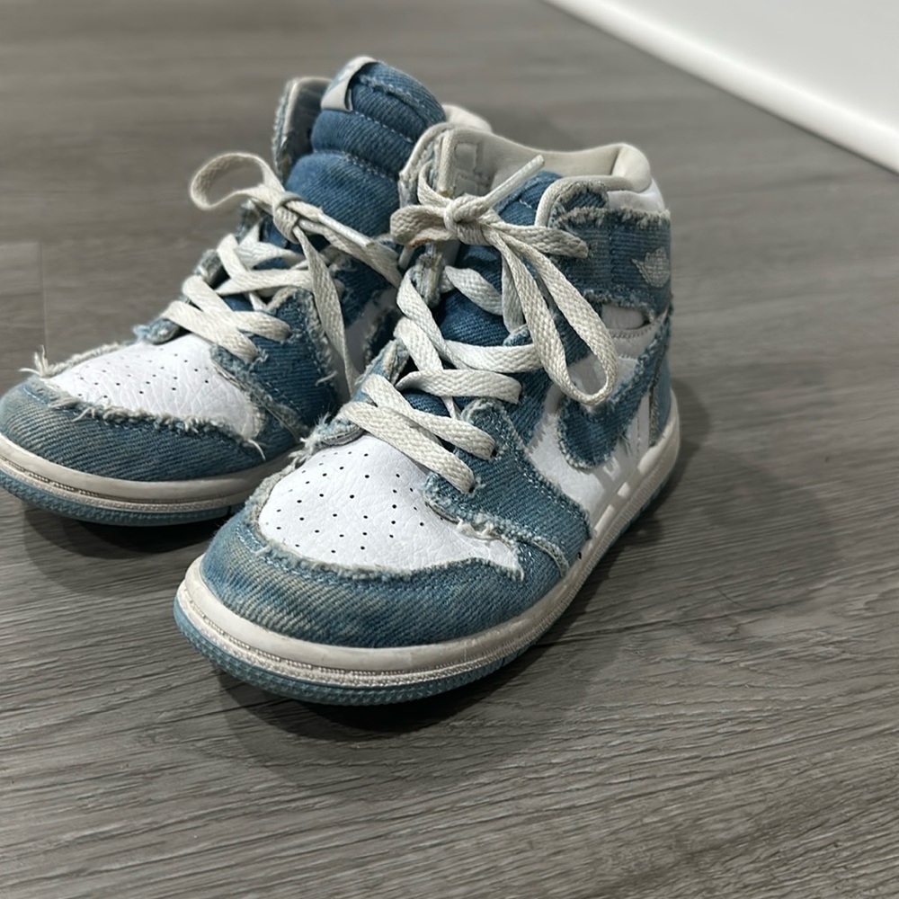 Jordan 1 high OG “denim”